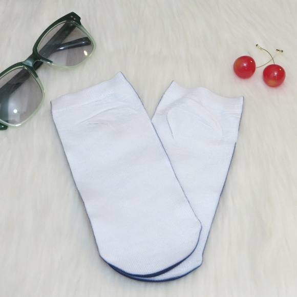 Brand New! Unicorn Cutting Cloud Socks - Picture 2 of 2